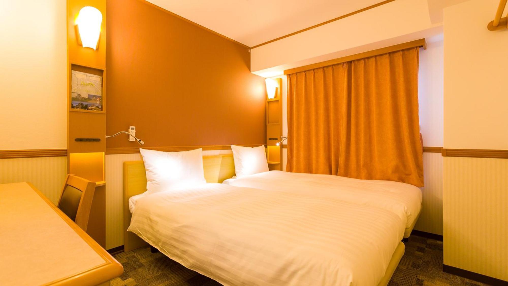 Toyoko Inn Yokohama Tsurumi Eki Higashi Guchi Zimmer foto